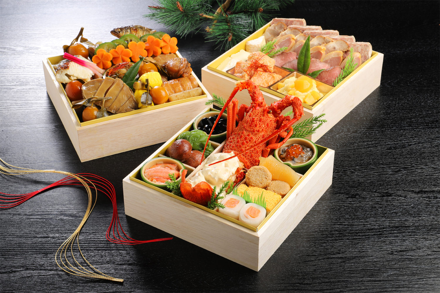 おせち料理〈三段重〉